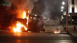 violencia racial: nuevas protestas por otro hombre desarmado que fue baleado por la policia violencia racial: nuevas protestas por otro hombre desarmado que fue baleado por la policia