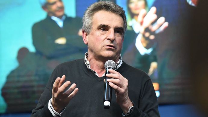 Agustín Rossi: Cuando haya que defender a Cristina yo voy a estar, Perotti no Agustín Rossi: Cuando haya que defender a Cristina yo voy a estar, Perotti no
