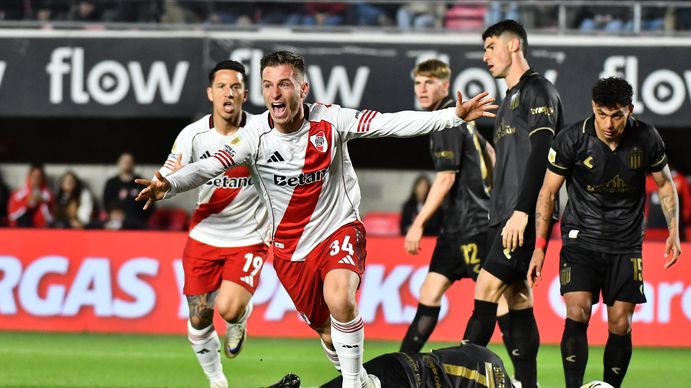 River le ganó 2-1 a Estudiantes en La Plata y ahora piensa en Palmeiras por la Copa Libertadores