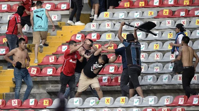 Fernando Bastien: No hay detenidos hasta el momento tras la batalla entre hinchas