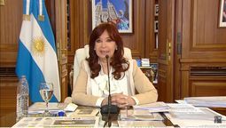 La vicepresidenta de la Nación, Cristina Fernández de Kirchner, aseguró este martes que la sentencia en su contra por la causa Vialidad está escrita y que todo fue un armado (Foto: NA). La vicepresidenta de la Nación, Cristina Fernández de Kirchner, aseguró este martes que la sentencia en su contra por la causa Vialidad está escrita y que todo fue un armado (Foto: NA).