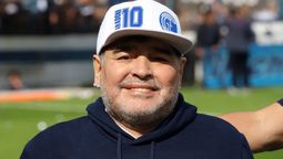 salio a la luz un romance oculto de diego maradona con una estrella espanola salio a la luz un romance oculto de diego maradona con una estrella espanola