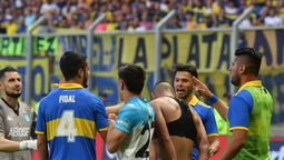 Boca-Racing: AFA confirmó que podrán jugar la Supercopa Internacional los futbolistas suspendidos (Foto; NA). Boca-Racing: AFA confirmó que podrán jugar la Supercopa Internacional los futbolistas suspendidos (Foto; NA).