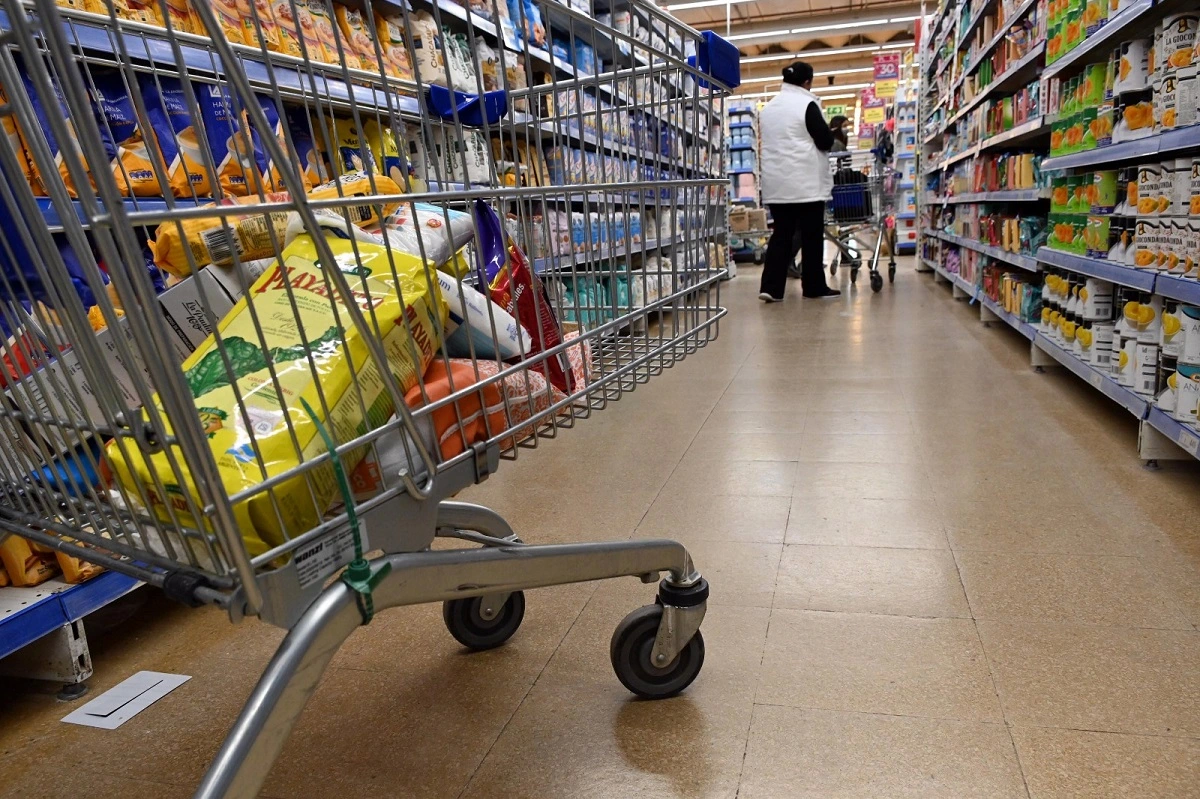 En los primeros siete meses del año, la inflación minorista acumuló un aumento del 60,2% (Foto: archivo). En los primeros siete meses del año, la inflación minorista acumuló un aumento del 60,2% (Foto: archivo).