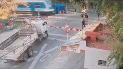 Estación Floresta: el trágico hecho se registró en el paso a nivel ubicado en el cruce de las calles Yerbal y Cuenca (Foto: captura de TV). Estación Floresta: el trágico hecho se registró en el paso a nivel ubicado en el cruce de las calles Yerbal y Cuenca (Foto: captura de TV).