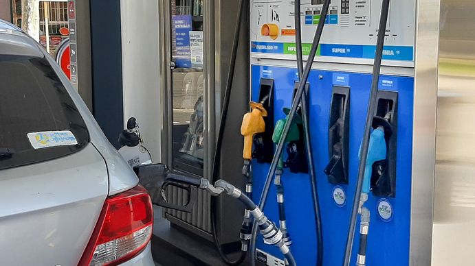 Gabriel Bornoroni: Los combustibles tienen un retraso del 30 por ciento
