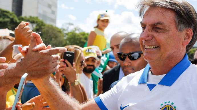 Darío Pignotti: Se sospecha de una voluntad política de Bolsonaro Darío Pignotti: Se sospecha de una voluntad política de Bolsonaro