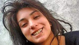 Lucía Pérez tenía 16 años. La drogaron y violaron hasta su muerte. Luego los responsables simularon una crisis por sobredosis. Lucía Pérez tenía 16 años. La drogaron y violaron hasta su muerte. Luego los responsables simularon una crisis por sobredosis.