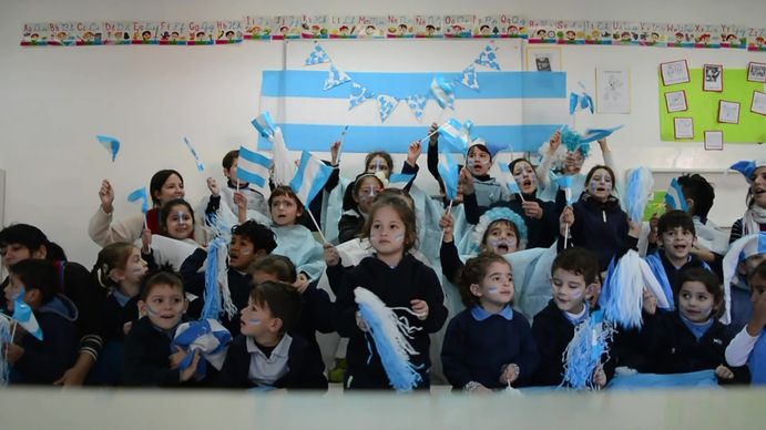 Mundial Qatar 2022: una escuela pasará los partidos de la Selección Argentina y dará premios a los alumnos (Gentileza Infobae).