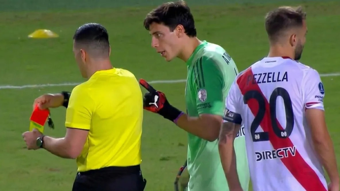 Conmebol rechazó el pedido de River por Beltrán: ¿Quién lo reemplazará ante Bragantino?