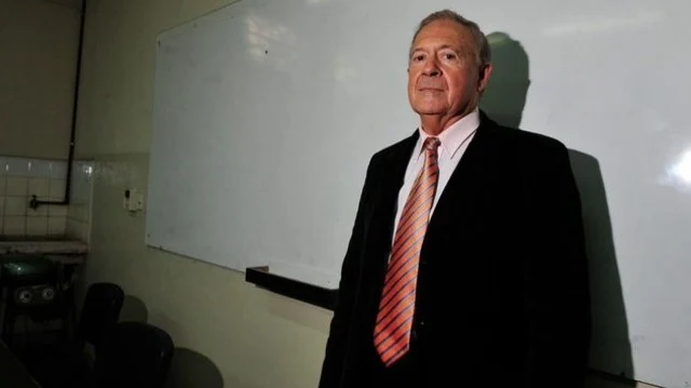 Hugo Pizzi: La aclaración de Vizzotti sobre el barbijo estuvo de más Hugo Pizzi: La aclaración de Vizzotti sobre el barbijo estuvo de más