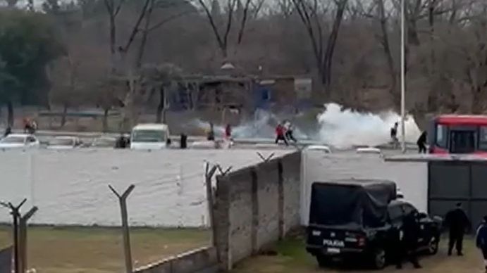 Quién era el hincha de 18 años de Luján que murió tras ser baleado por la hinchada de Alem