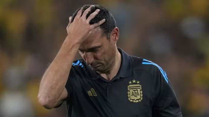 Atención, Scaloni: el titular que volvió a lesionarse y enciende las alarmas en la Selección Argentina