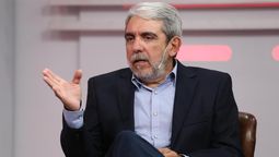 Aníbal Fernández se refirió al tuit contra Nik: Hice lo que siempre hice, hablé con claridad Aníbal Fernández se refirió al tuit contra Nik: Hice lo que siempre hice, hablé con claridad