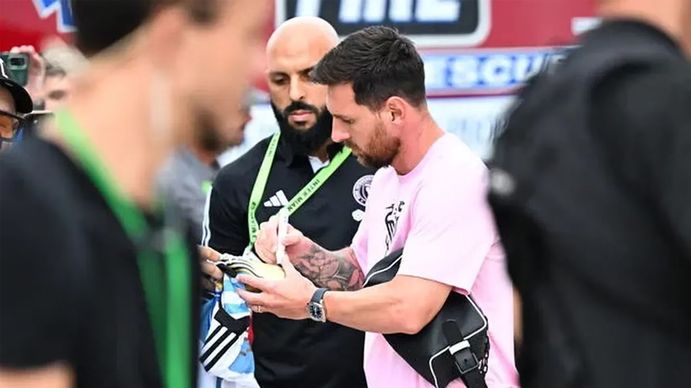 Lionel Messi y su nuevo guardaespaldas
