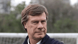 Claudio Marangoni: El fútbol más rápido que se puede jugar es un pase entre líneas