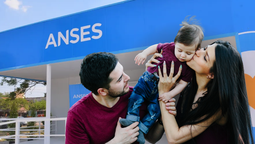 La AUH de ANSES en abril confirma el calendario de cobro y los montos La AUH de ANSES en abril confirma el calendario de cobro y los montos