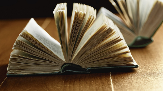 La historia de Cristina y el libro del abuelo La historia de Cristina y el libro del abuelo