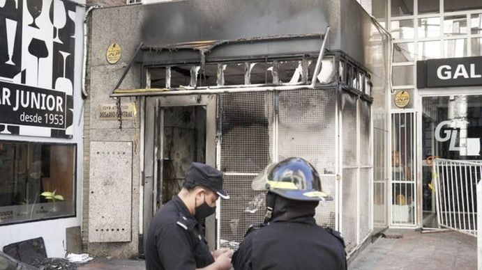 Ataque incendiario a la sede de Rosario Central Ataque incendiario a la sede de Rosario Central