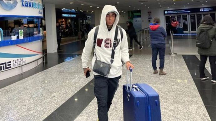 La lelgada de Sebastián Villa a la Argentina tras la intimación de Boca La lelgada de Sebastián Villa a la Argentina tras la intimación de Boca