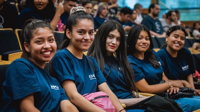 Empujar: la fundación que capacita jóvenes a la inserción laboral Empujar: la fundación que capacita jóvenes a la inserción laboral