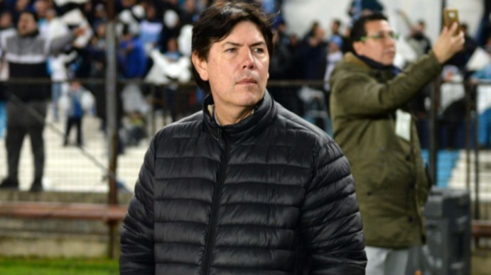 Juan Manuel Lugones: El problema es que se empezó a pactar con los barras Juan Manuel Lugones: El problema es que se empezó a pactar con los barras