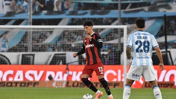 En un partido electrizante, Racing lo dio vuelta en el final y eliminó a River