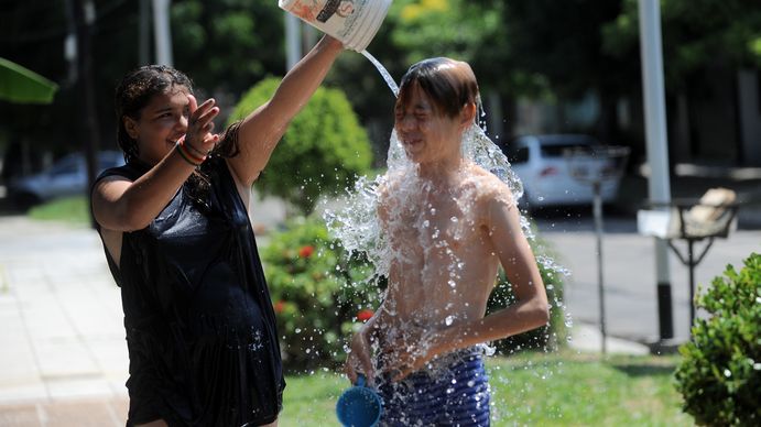 Se esperan máximas de 35 grados para la semana en Ciudad y alrededores (Foto: Telam).