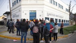 Incidentes por el abuso de una nena en una escuela de Bernal