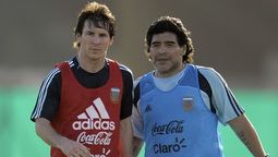 La premonición de Maradona sobre Messi días antes de su muerte. (Foto: Getty Images) La premonición de Maradona sobre Messi días antes de su muerte. (Foto: Getty Images)