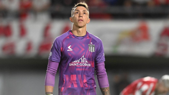 Golpe para Estudiantes: Fernando Muslera abandonó la concentración y queda descartado para visitar a Boca