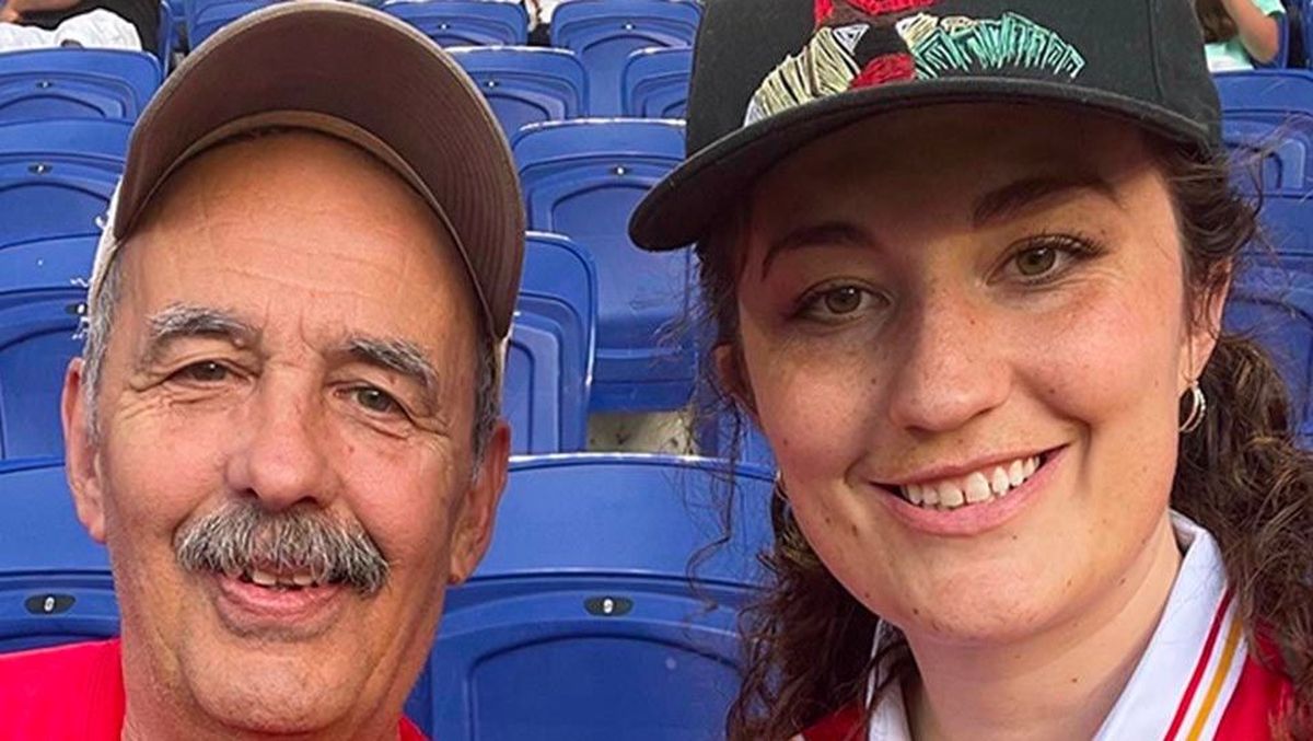 Amanda Libre, en el estadio, viendo a New York Red Bulls. Amanda Libre, en el estadio, viendo a New York Red Bulls.