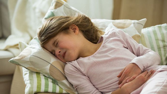 Hepatitis infantil: la OMS recomendó el lavado frecuente de manos y toser con el pliegue del codo