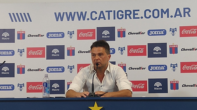 Ezequiel Melaraña: No estamos de acuerdo que la final sea a puertas cerradas y en la cancha de Arsenal Ezequiel Melaraña: No estamos de acuerdo que la final sea a puertas cerradas y en la cancha de Arsenal