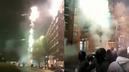 Bombas en el hotel de Corinthians por parte de los hinchas de Boca. Bombas en el hotel de Corinthians por parte de los hinchas de Boca.