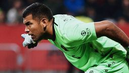 Walter Benítez, el arquero argentino que brilla en la Ligue 1. Walter Benítez, el arquero argentino que brilla en la Ligue 1.