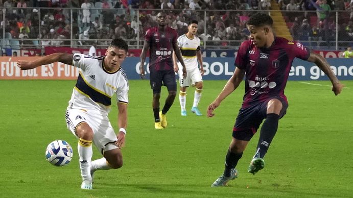 Boca, con dos hombres menos, empató sin goles con Monagas en su debut en la Copa Libertadores