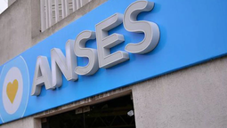 El bono de $12.000 para jubilados y pensionados con haberes de hasta $ 36.675, en tanto, comenzará a pagarse el 9 de mayo, en simultáneo con su calendario de pagos habitual, precisó el organismo. El bono de $12.000 para jubilados y pensionados con haberes de hasta $ 36.675, en tanto, comenzará a pagarse el 9 de mayo, en simultáneo con su calendario de pagos habitual, precisó el organismo.