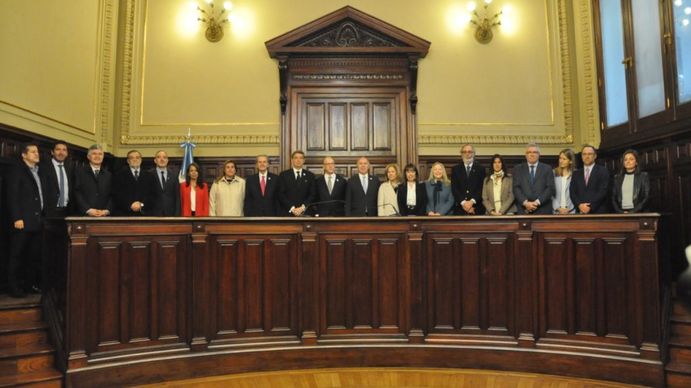 El martes juran los nuevos miembros del Consejo de la Magistratura ¿cómo sigue la disputa entre oficialismo y oposición? (Archivo)