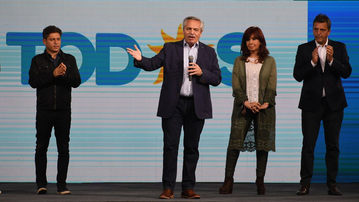 Fuentes del kirchnerismo confirmaron el nuevo nombre del espacio político y ahora están trabajando en la inscripción electoral de la coalición (Foto: archivo). Fuentes del kirchnerismo confirmaron el nuevo nombre del espacio político y ahora están trabajando en la inscripción electoral de la coalición (Foto: archivo).