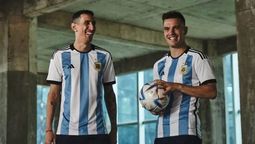 La Selección Argentina presentó la camiseta que usará en el Mundial de Qatar. La Selección Argentina presentó la camiseta que usará en el Mundial de Qatar.