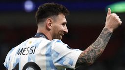 Lionel Messi le dio el ok a la nueva casaca argentina. (Foto: Reuters) Lionel Messi le dio el ok a la nueva casaca argentina. (Foto: Reuters)