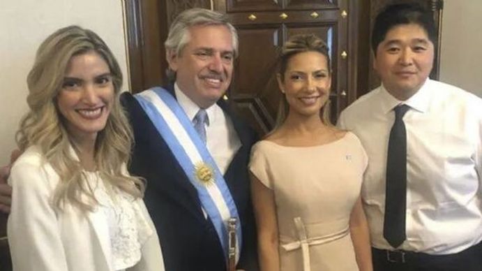 Sofía Pacchi junto a Alberto Fernández y Fabiola Yáñez Sofía Pacchi junto a Alberto Fernández y Fabiola Yáñez