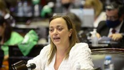 Cecilia Moreau: No quiero que el Presidente tenga que poner la cara por lo que hace Guzmán