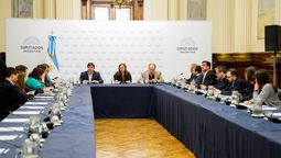 Cecilia Moreau se reunió con los jefes de bloques de Diputados para consensuar el tratamiento del Presupuesto 2023. (Foto: Diputados) Cecilia Moreau se reunió con los jefes de bloques de Diputados para consensuar el tratamiento del Presupuesto 2023. (Foto: Diputados)
