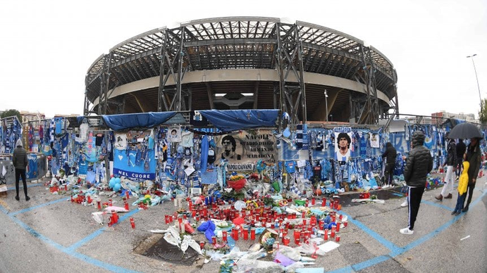 Napoli recuerda a Maradona Napoli recuerda a Maradona