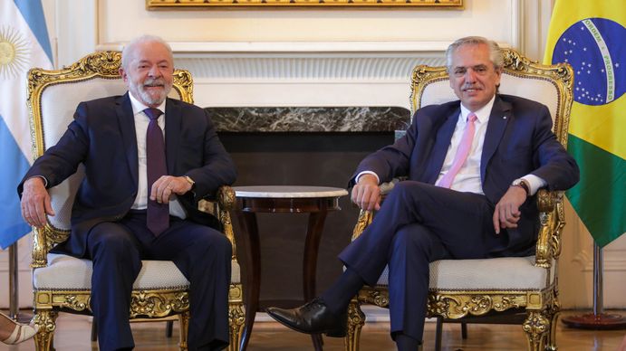 Alberto Fernández y Lula da Silva en la primera reunión bilateral en Casa Rosada y la previa a la Cumbre de la CELAC. Polémica por la árticipación de Nicolás Maduro y la contracumbre con Cristina Kirchner. Foto: Presidencia. Alberto Fernández y Lula da Silva en la primera reunión bilateral en Casa Rosada y la previa a la Cumbre de la CELAC. Polémica por la árticipación de Nicolás Maduro y la contracumbre con Cristina Kirchner. Foto: Presidencia.