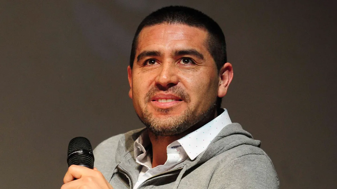 Rodrigo Riep: Que Riquelme esté entre los 10 mejores jugadores, no quiere decir que esté entre los mejores dirigentes Rodrigo Riep: Que Riquelme esté entre los 10 mejores jugadores, no quiere decir que esté entre los mejores dirigentes