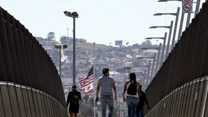 Sofía Spinelli: Es fácil decir que se vive mejor en otro país desde el sillón de tu casa