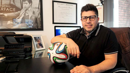 Christian Bragarnik: Si a Brian Fernández le sacamos el fútbol, le sacamos la vida